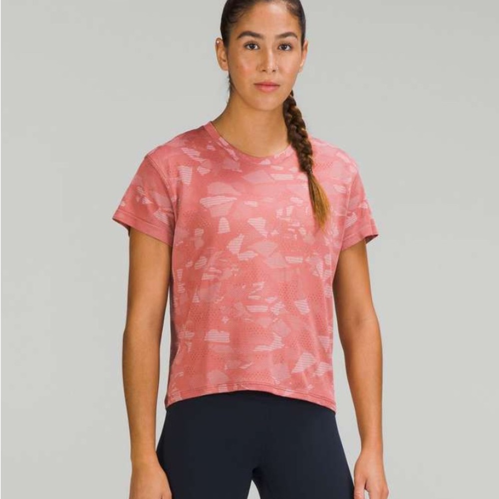 Brand new with tags lululemon athletica Women's Train to Be Short Sleeve Top